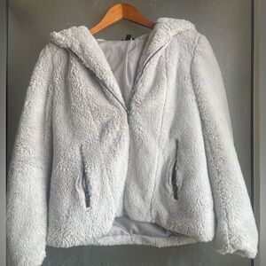 Vera wang XS gray fluffy coat